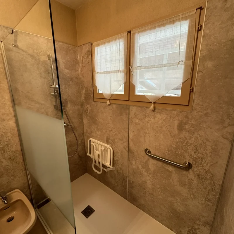 Réalisation, salle de bain, Vignaud-Tardy, plombier à Aytré